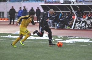 “غيغر” متخوف من الغيابات و”شارف” يعد بالمفاجأة