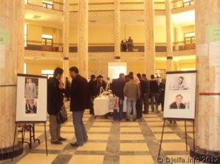 بمناسبة عيد العلم و تحت شعار السلطة الرابعة بين الامس و اليوم / قسم العلوم الانسانية بجامعة الجلفة يفتح من جديد أبواب معرض الصحف و المجلات و وسائل السمعي بصري بحضور 