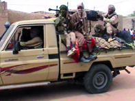 Alger maintient le contact