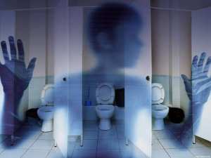 ماذا يعني قضاء الأولاد وقتاً طويلاً في المرحاض؟