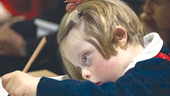 Une pétition pour le droit des trisomiques à la scolarisation