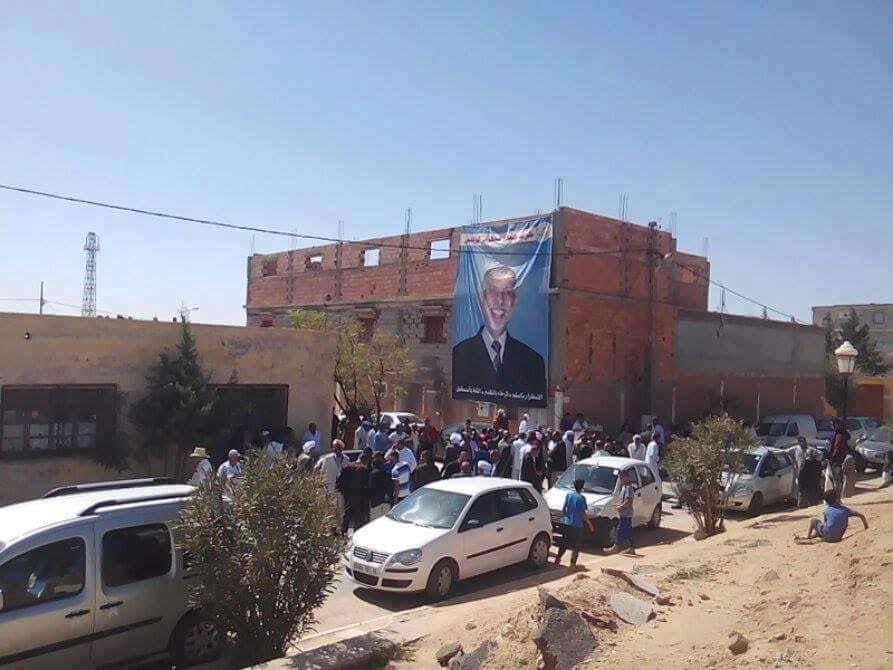 أعيان الأغواط وتيارت يتوافدون على مسقط رأس بلخادم للمشاركة في مسيرة ضد تصريحات سعداني