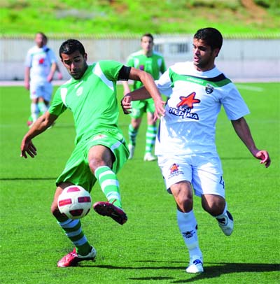 Duel à distance entre le MOB et l'USMBA