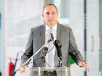 « Nous allons revoir notre stratégie financière »