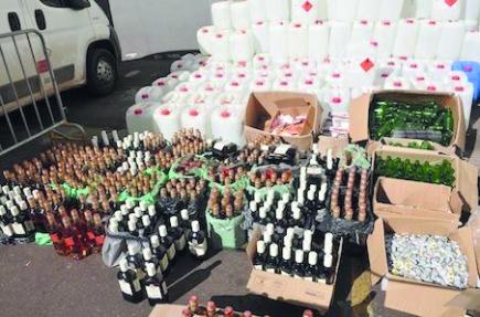 توقيف مروج للمشروبات الكحولية وحجز 64 وحدة خمر بعين الدفلى