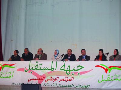 Le citoyen courtisé par les candidats à la députation