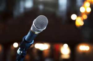 كيف تبهر الحضور وأنت تتكلّم؟