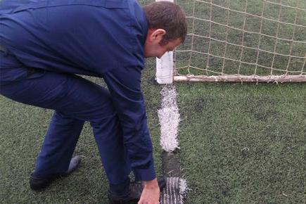 الفيفا تنظر في اعتراض الاتحادية التونسية على ملعب وهران