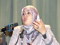 NAIMA SALHI À TIARET