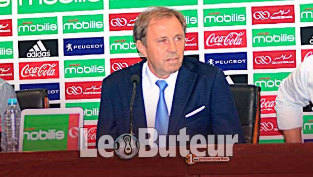 Milovan Rajevac rompt le silence