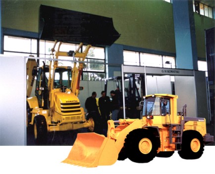 Komatsu sur l’autoroute