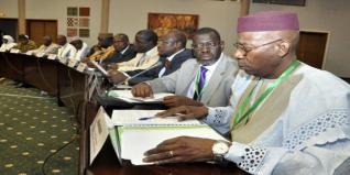 Mali: appel au retrait 