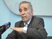 Les frontières avec le Mali ne seront pas fermées (Ould Kablia)