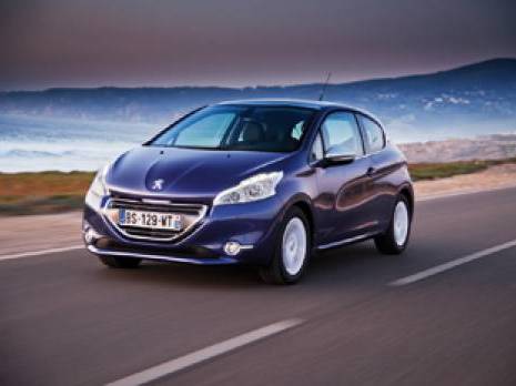 Essais internationaux de la Peugeot 208 : un véritable saut de génération