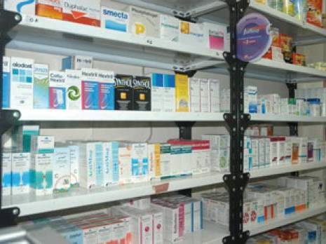 Ould Abbès veut installer des pharmacies publiques dans les hôpitaux