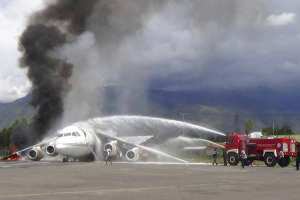 سقوط طائرة على متنها 80 راكبا في مطار بجاية