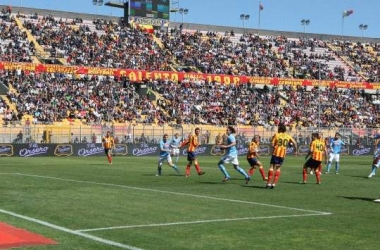 نابولي يُوقف نجاح ليتشي ويُضيق الخناق على نسور العاصمة