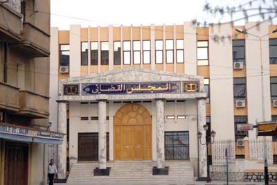 Un français et 4 algériens accusés dans l'affaire de prostitution à Annaba