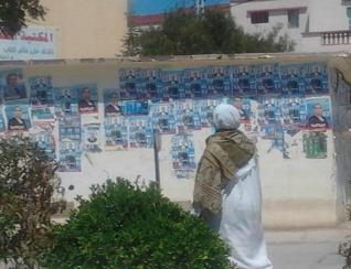 خروقات و تصفية حسابات و الأحزاب في سباق مع الزمن / معارك الحملة الانتخابية تتواصل و فوضى إلصاق اللافتات الانتخابية تصنع الحدث بالجلفة