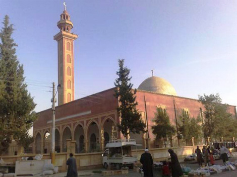 أئمة عنابة ينددون بالفضيحة في صلاة الجمعة