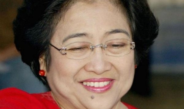 الرئيسة السابقة لأندونيسيا في تلمسان