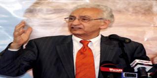 Algérie: le FFS, parti d'opposition d'Aït Ahmed, revient dans l'arène électorale