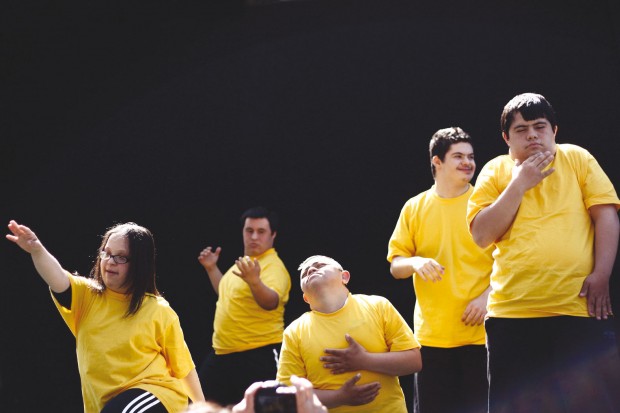 Les trisomiques s'expriment par le dessin