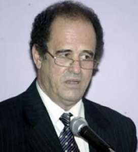 Plus de 5000 cartes professionnelles d'artistes attribuées à ce jour