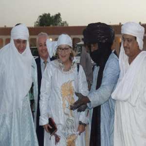 L'ambassadrice US découvre le sud algérien (Photos)