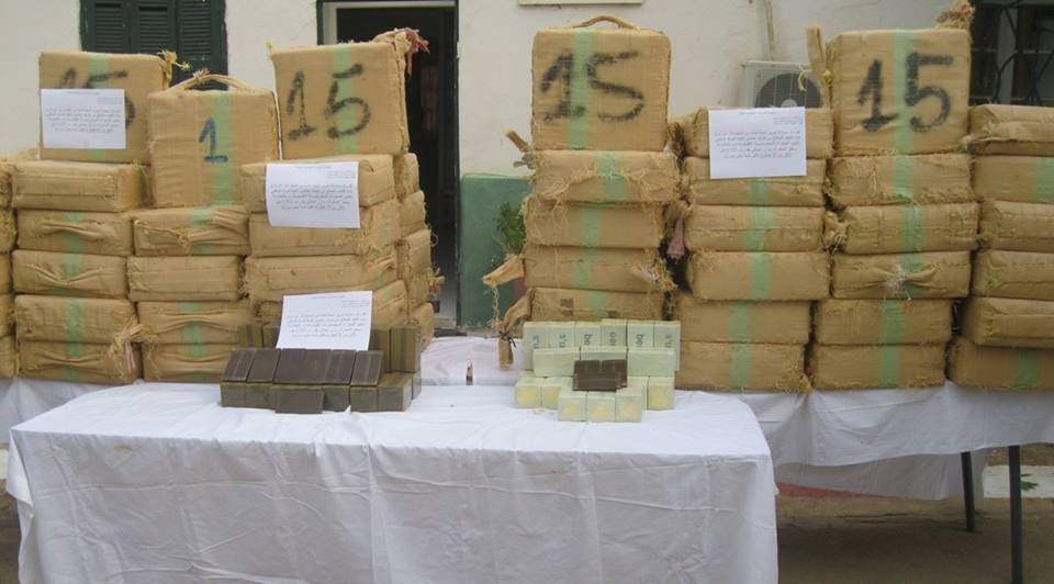 حجز 23 قنطارا من الكيف المعالج في النعامة