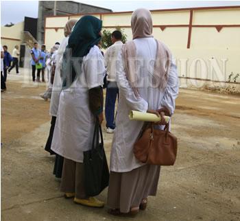 La grève reconduite à l'unanimité