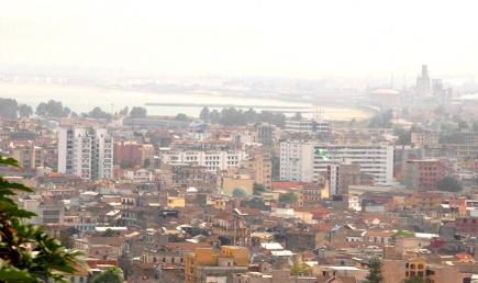 استغلال عشوائي للمساحات السكنية وأقبية العمارات بجل بلديات عنابة