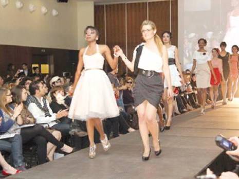 Haute couture à Oran : la garde-robe de trois stylistes