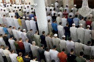 الدعوة إلى أكبر مشاركة في صلاة الإستسقاء هذا الجمعة ببسكرة