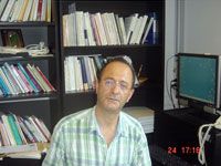 Le sociologue Addi Lahouari à Liberté