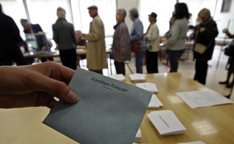 مقاطعة واسعة بين فرنسيي الجزائر في سباق الاليزي