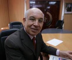 « L'Algérie attend de Hollande de faciliter l'application des accords de 1968 sur l'émigration »