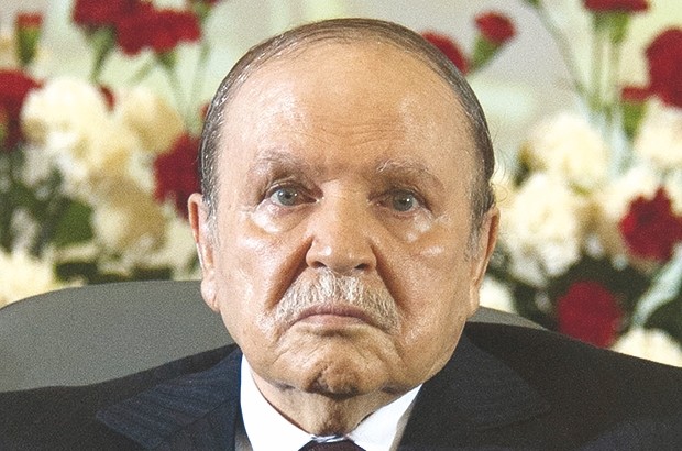 Bouteflika de nouveau à l'hôpital de Grenoble