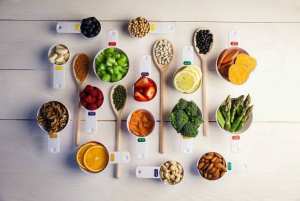 أهم الفيتامينات التي يحتاجها الجسم في فصل الشتاء