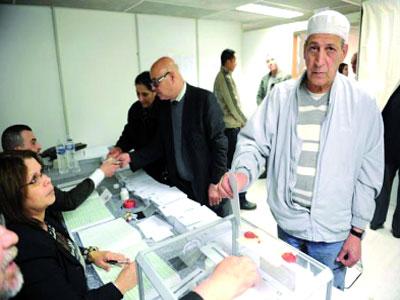 Les Algériens de France votent