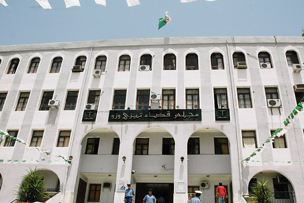 إدانة إرهابي شارك بقتل عريف وإصابة ضابط بتيزي وزو