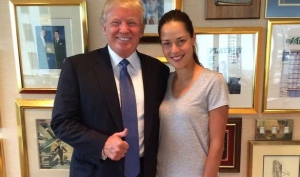 ترامب يغازل زوجة نجم مانشستر يونايتد الإنجليزي..