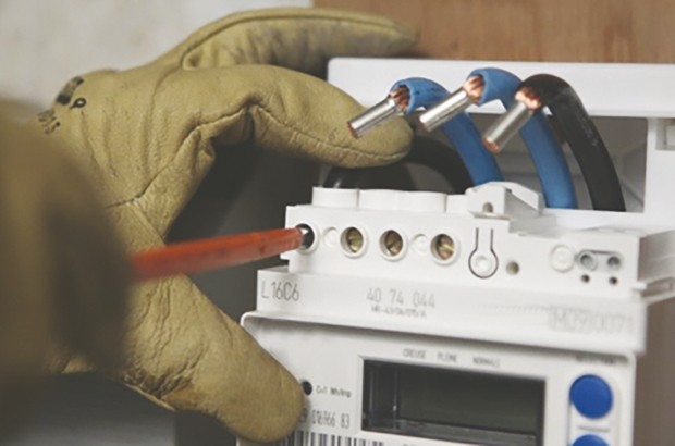 Sonelgaz menace de couper le courant