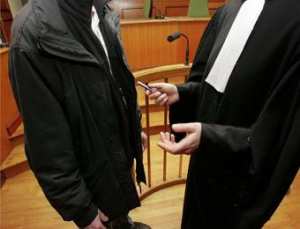 محامو بجاية يشلّون المحاكم للأسبوع الثاني ووزارة العدل مطالبة بالتدخّل