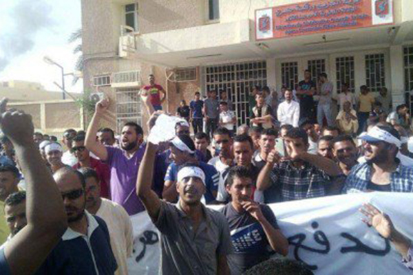 مواجهات بين الشرطة ومحتجين على فواتير الكهرباء ببسكرة