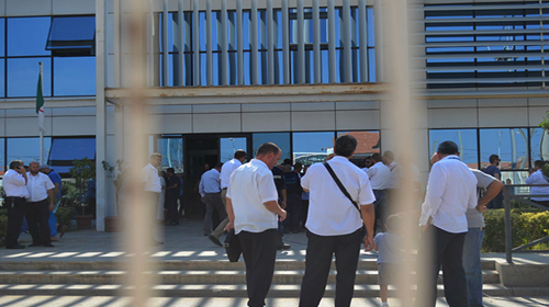 Les travailleurs de l'ENIR en grève