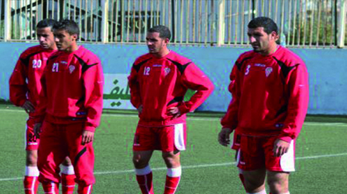 Un entraîneur ignoré à Aïn Témouchent