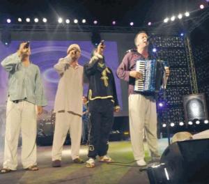 ''لمشاهب'' نجمة مهرجان موسيقى الديوان ببشار