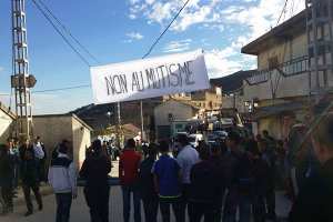 إضراب عام وغلق للطريق عقب مقتل شيخ في بجاية