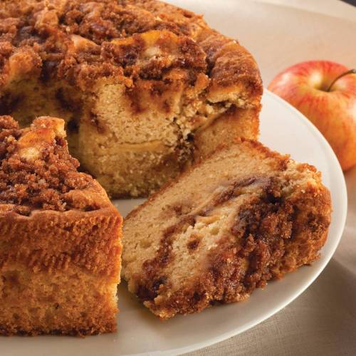 تعلّم تحضير الكعكة البيضاء بالتفاح والقرفة